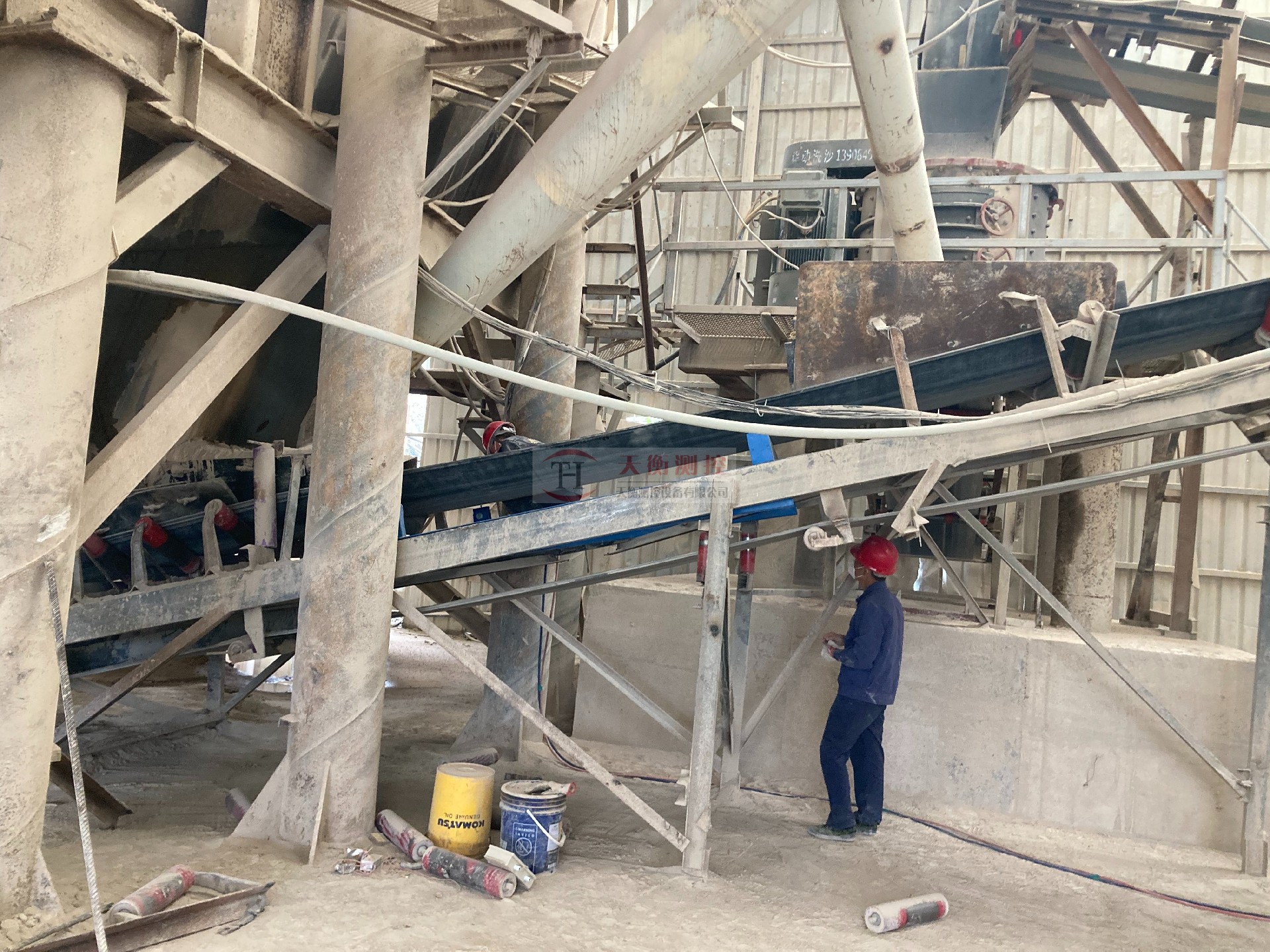 4托輥草莓视频91污