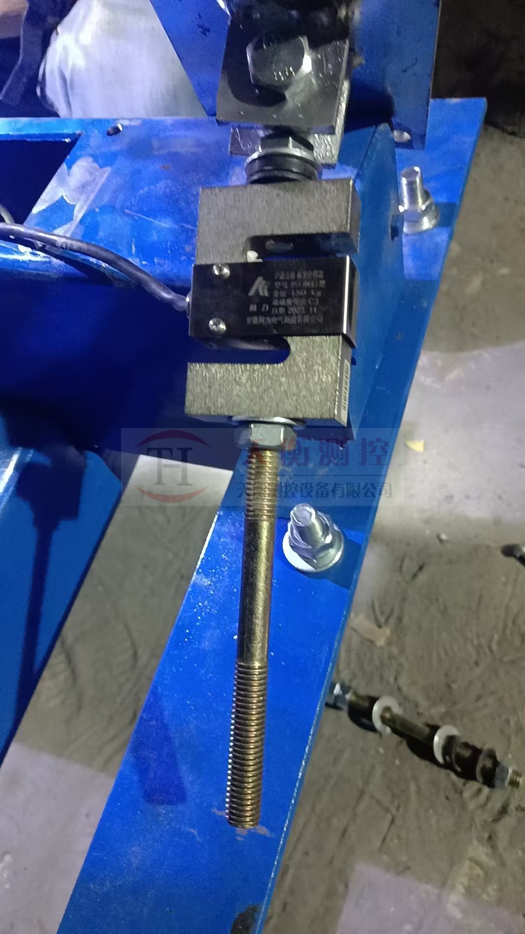 雙托輥草莓视频91污